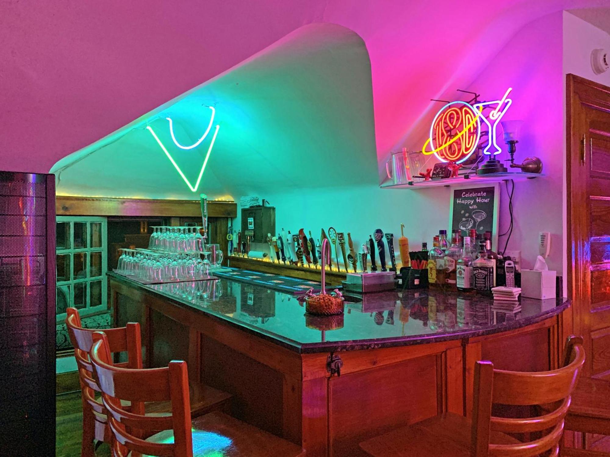 Mike & Allen'S Place On The Park_2 コロンバス エクステリア 写真